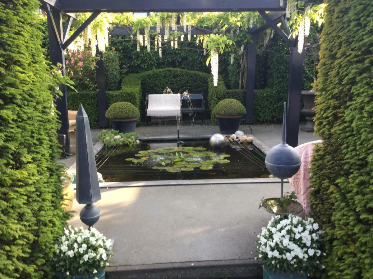 B&B Lux Schijndel エクステリア 写真